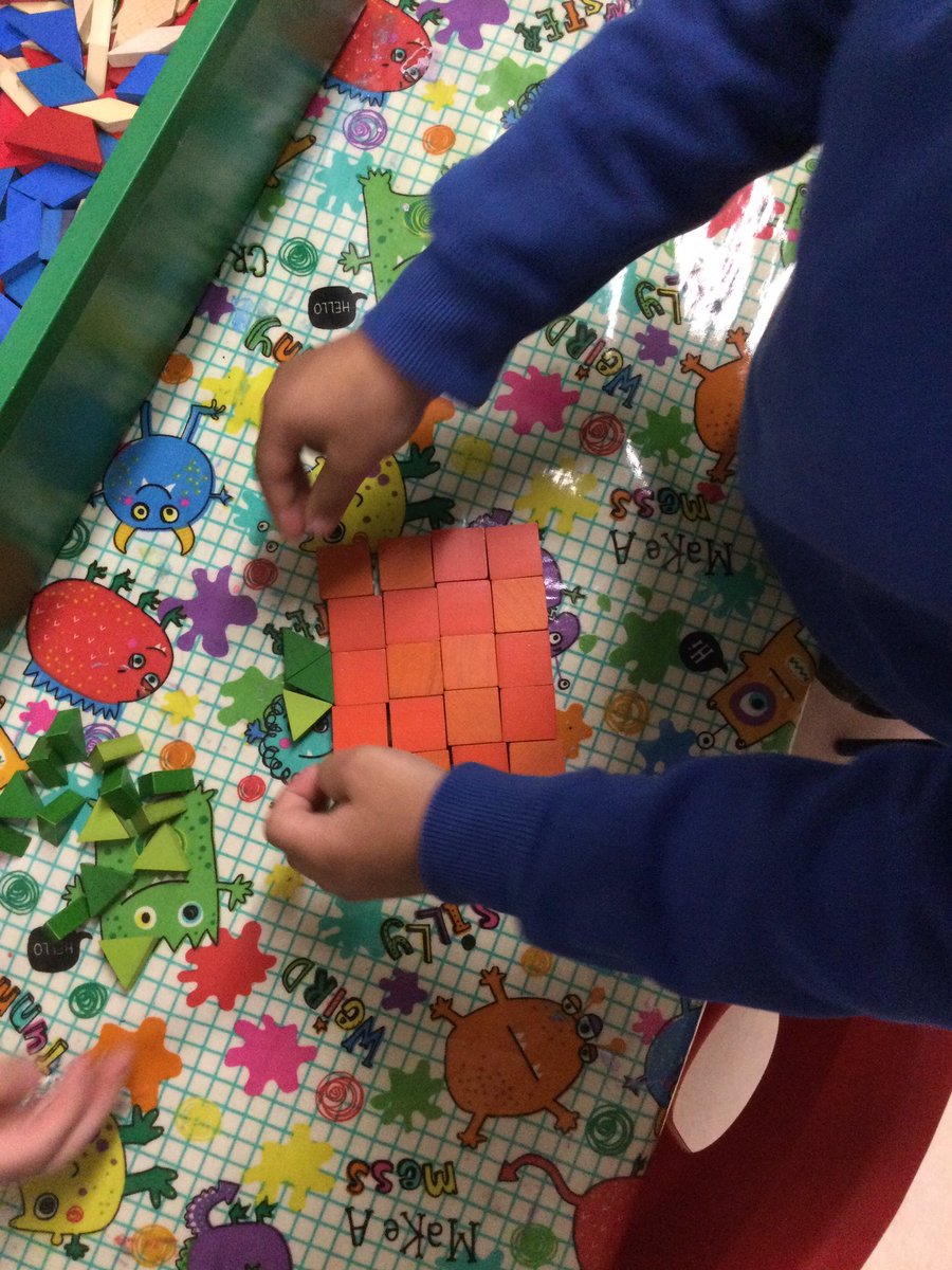 Miss Li 🐧 tweet media