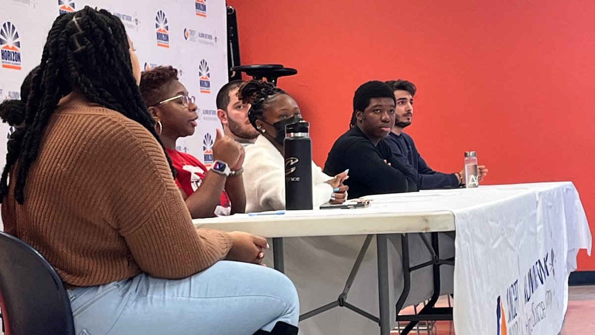 HSACleveland's tweet image. 🎓Our Alumni Panel shared their incredible life journeys with our current 11th &amp;amp; 12tg Graders
A huge shoutout to our alumni for their valuable insights and to everyone who participated! 🙌 #WeAreConcept #AlumniPanel #InspirationJourney