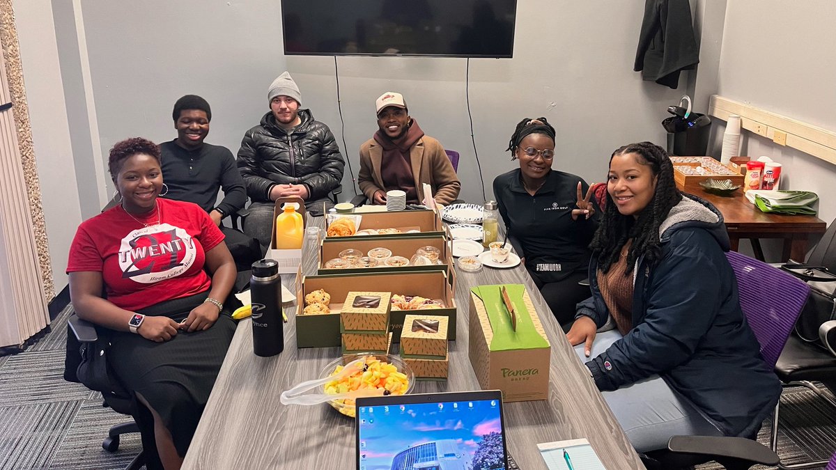 HSACleveland's tweet image. 🎓Our Alumni Panel shared their incredible life journeys with our current 11th &amp;amp; 12tg Graders
A huge shoutout to our alumni for their valuable insights and to everyone who participated! 🙌 #WeAreConcept #AlumniPanel #InspirationJourney