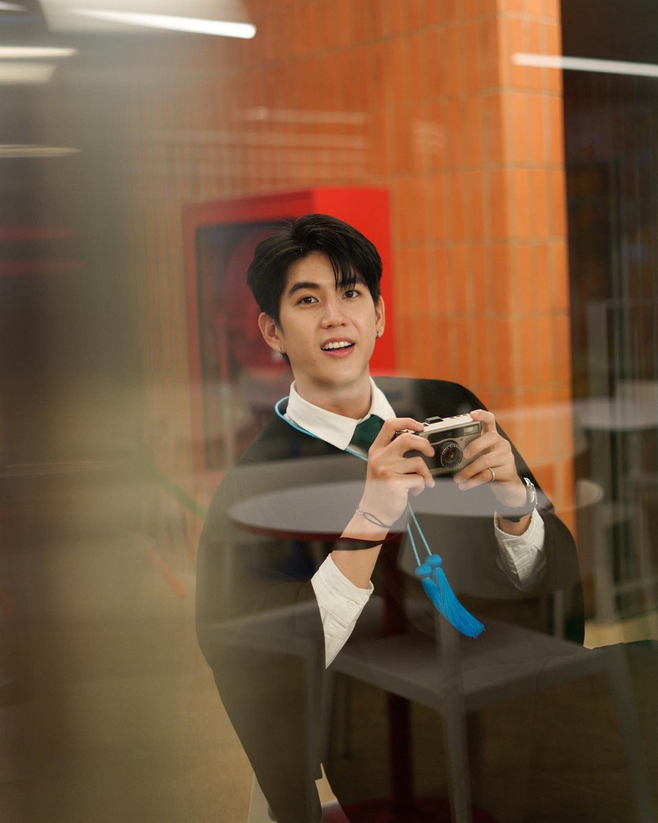 happiemumu's tweet image. face card จิมมี่ซีจะธรรมดาได้ไง การวนมาเจอกันของช้างเผือกอยู่ในป่ากับเคยูเซ็กซี่บอย