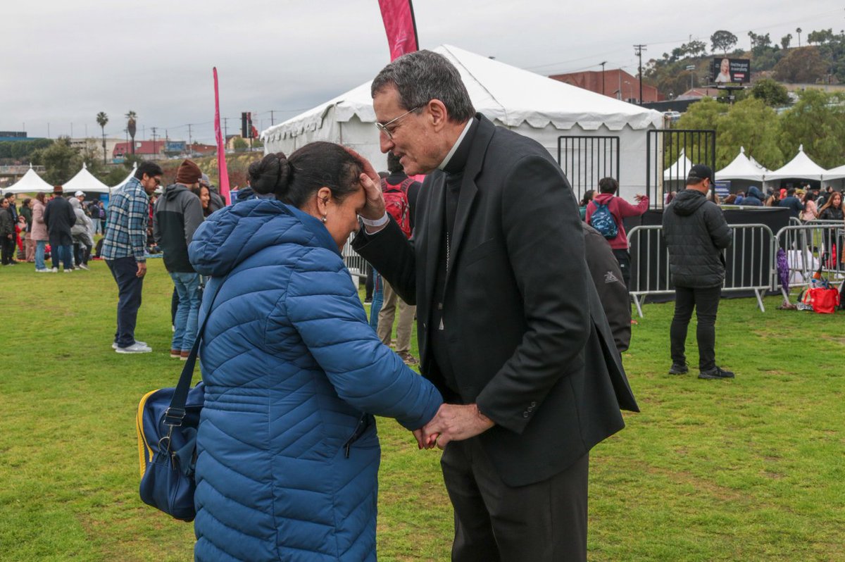 DioceseOfFresno's tweet photo. Bishop Brennan, Bishop Emeritus Ochoa and the Diocese of Fresno celebrated the beauty and dignity of life during One Life LA this past weekend! Here’s a look into the day 📸 #OneLifeLA https://t.co/eVhC3eWGOv