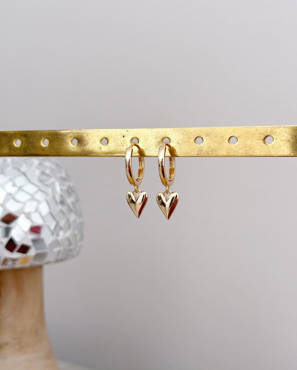 ⋆ lex ⋆ tweet media