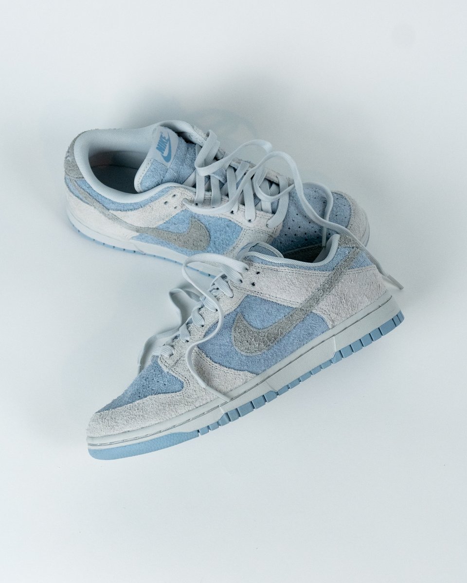 TBGeneration's tweet photo. W Nike Dunk Low "Photon Dust"
Women's Sizes 5-14.5 ($135)

Drop a 😶‍🌫️ for a chance to secure

Available 1/25 at 9 AM CST
First Come, First Serve Online
https://t.co/NMac4sGzpS &amp; TBG App https://t.co/bsjllvDHmZ