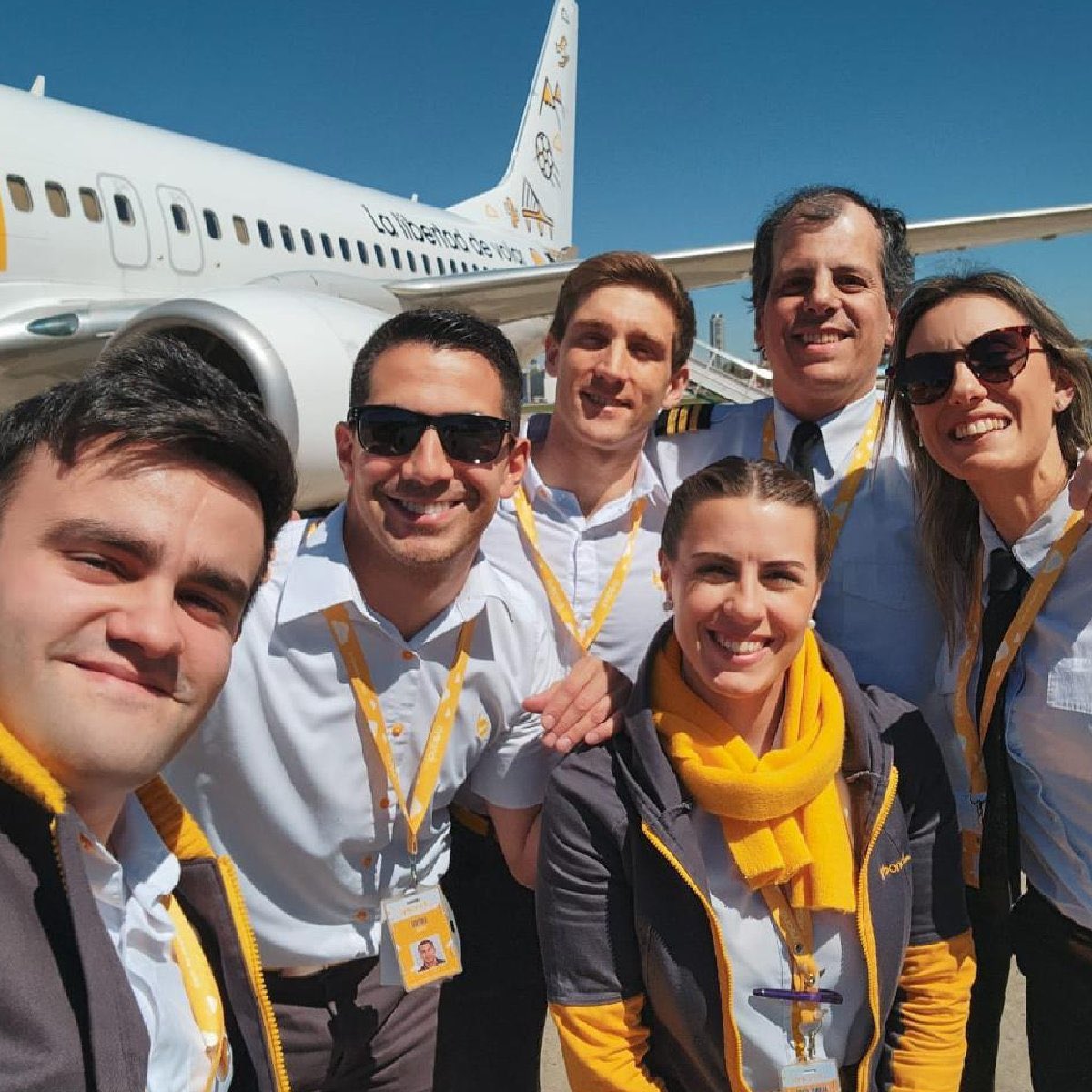 “FlyBondi”

Porque sindicato de trabajadores de esa empresa (ATAF) anuncia que no parará mañana.

"El sector que convoca esta medida extrema, es el mismo que durante cuatro años estuvo sin reacción ... la huelga persigue una finalidad política y no queremos ser parte. No somos