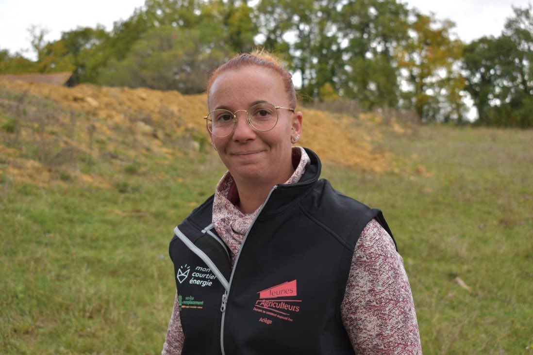 1/ Alexandra, je ne te connaissais pas (oui on se tutoie quand même entre agriculteurs!) et mon cœur ♥️ saigne aujourd’hui… 
mon ♥️ saigne car ce drame aurait pu être évité si la détresse des agriculteurs avaient été entendue depuis bien longtemps 
…/…