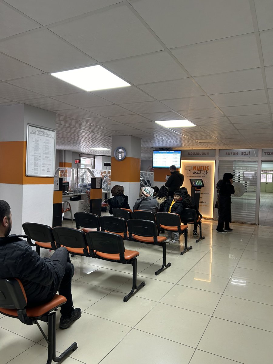 Doğubeyazıt a gelip de meslektaşlarıma uğramamak olmazdı. Nüfus müdürlüğü sadece bir kurum değil aynı zamanda da ailemiz. İlgi alakaları için teşekkür ediyorum. #HayatınızınHerAnında