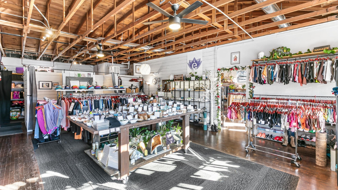 kentwood's tweet image. Discover investment excellence at 4100-4110 N Tennyson Street! 🏢✨ 

Contact Kentwood broker Kyle Malnati at 303.358.3250 for a private showing, or visit the link in our bio.

#DenverRealEstate #CommercialRealEstate #CommercialRE #KentwoodRE #KentwoodRealEstate #BerkeleyDenver