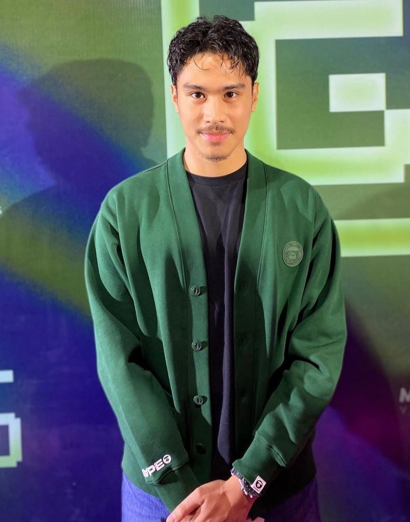 vincentgrey_'s tweet photo. Daddy Miah supporting his Baby Donny 🥺 #DonMiah https://t.co/hsWpDcZjbx