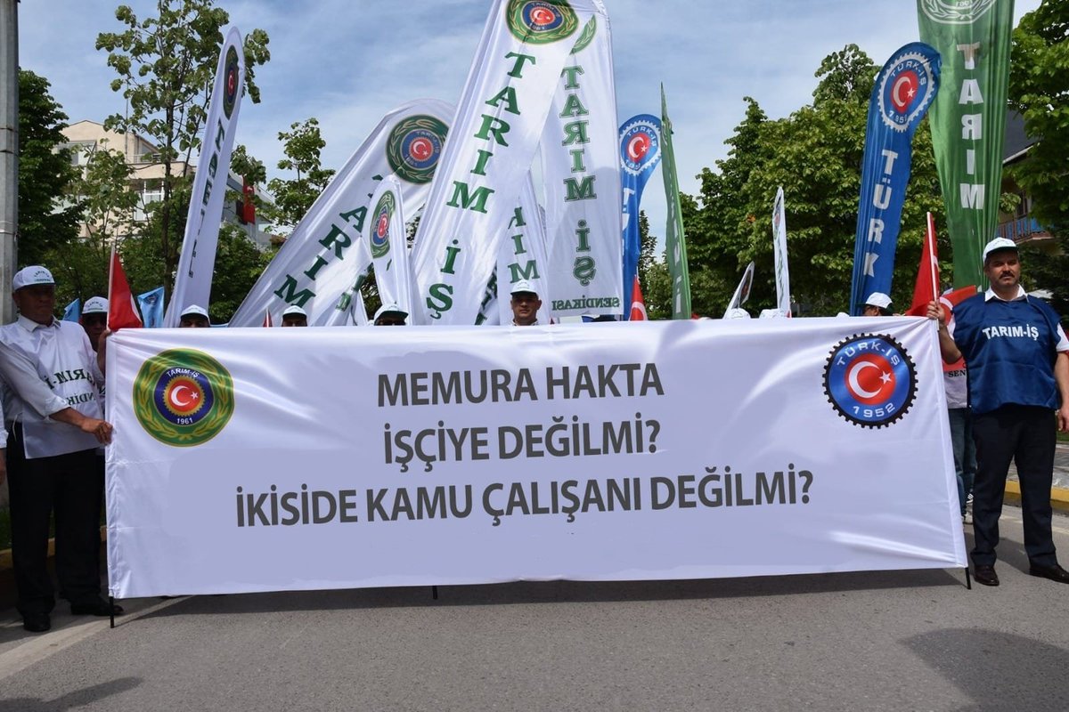 ➡️ #İsciNeistiyor
📍Seyyanen Zam
📍Ek Protokol
📍Vergide Adalet
📍Refah payı
📍Haftalık 40 saat çalışma
📍Tayin hakkı
📍Eğitim Farkı
📍Maaşların genel bütçeden ödenmesi
📍Meslek Kodu mağduriyeti
📍ZEM #Kamuişçisi işe iade edilmeli
📍Aidat düzenlemesi
📍Promosyon güncellemesi