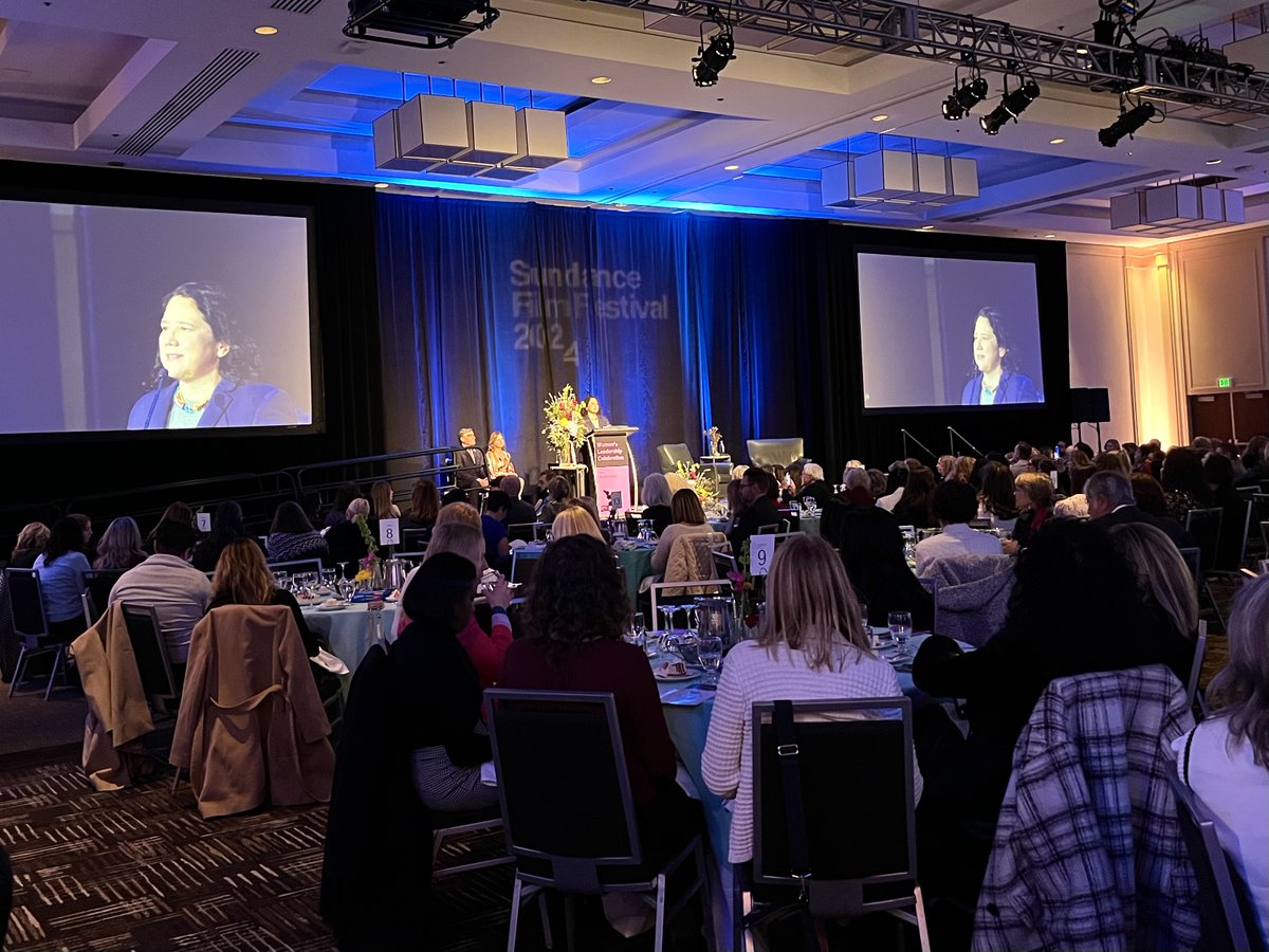 Women are powering America’s small business boom! Yesterday, I was honored to attend the Women’s Leadership Celebration to accept an award on behalf of @SBAgov in honor of our work to support women business owners and entrepreneurs. Thank you, @ZionsBank and @SundanceOrg!