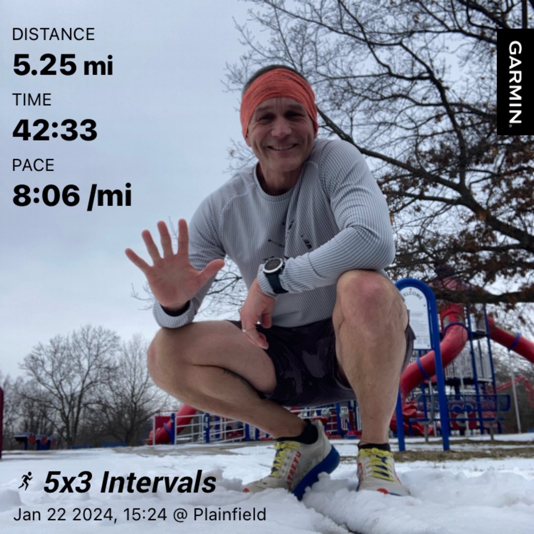 jaredjogs's tweet image. As the snow melts it’s still pretty slick so I chose to 🏃‍♂️ at the park since their trails were the cleanest in town. 5x3 intervals and feeling 👌. HR is still up so it’s back to HR based training instead of pace but that’s the life when 🏃‍♂️ is your hobby of choice 😆. #runchat