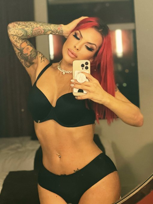 More on my OnlyFans 🤍💙 link in bio! https://t.co/1HAyIXQ3Kb