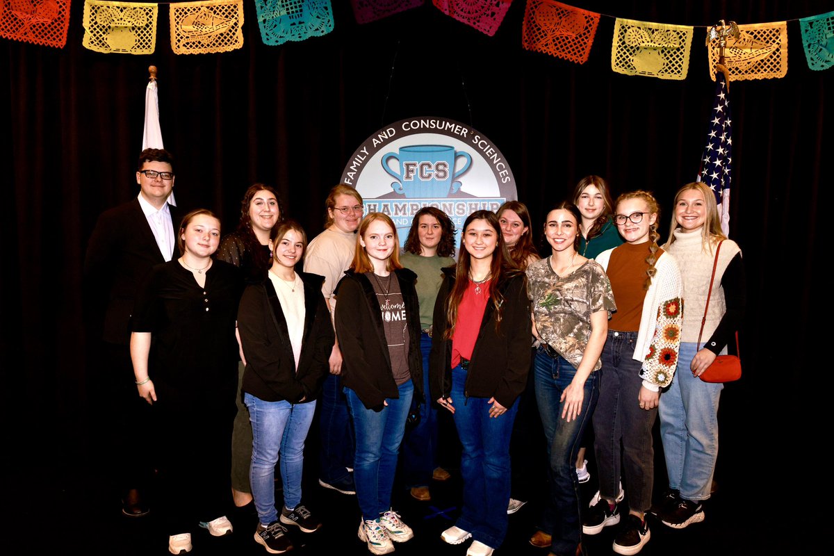 Arkansas4H's tweet photo. ✨2024 National FCS Championship - #AR4H Results✨

AR 4-H’ers from Benton, Garland, Howard, Marion, &amp; Washington Counties went to San Antonio last week to compete in contests at the @4H FCS Championship &amp; Conference!

Big congrats to all of these AR 4-H’ers! #MakeTheBestBetter https://t.co/twyC6TqYeK