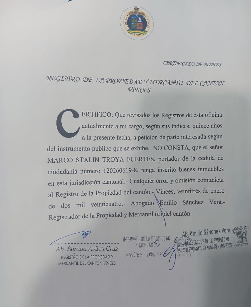 aldiacomec's tweet photo. Luego de que en redes sociales se mencionara que la propiedad en #Vinces, donde la @PoliciaEcuador
Incautó 22 toneladas de droga, y mucho más, estaba a nombre del exPrefecto de Los Ríos  @TROYA_Marco  el Registro de la Propiedad de ese cantón extendió un certificado donde se menciona lo contrario. @aldiacomec