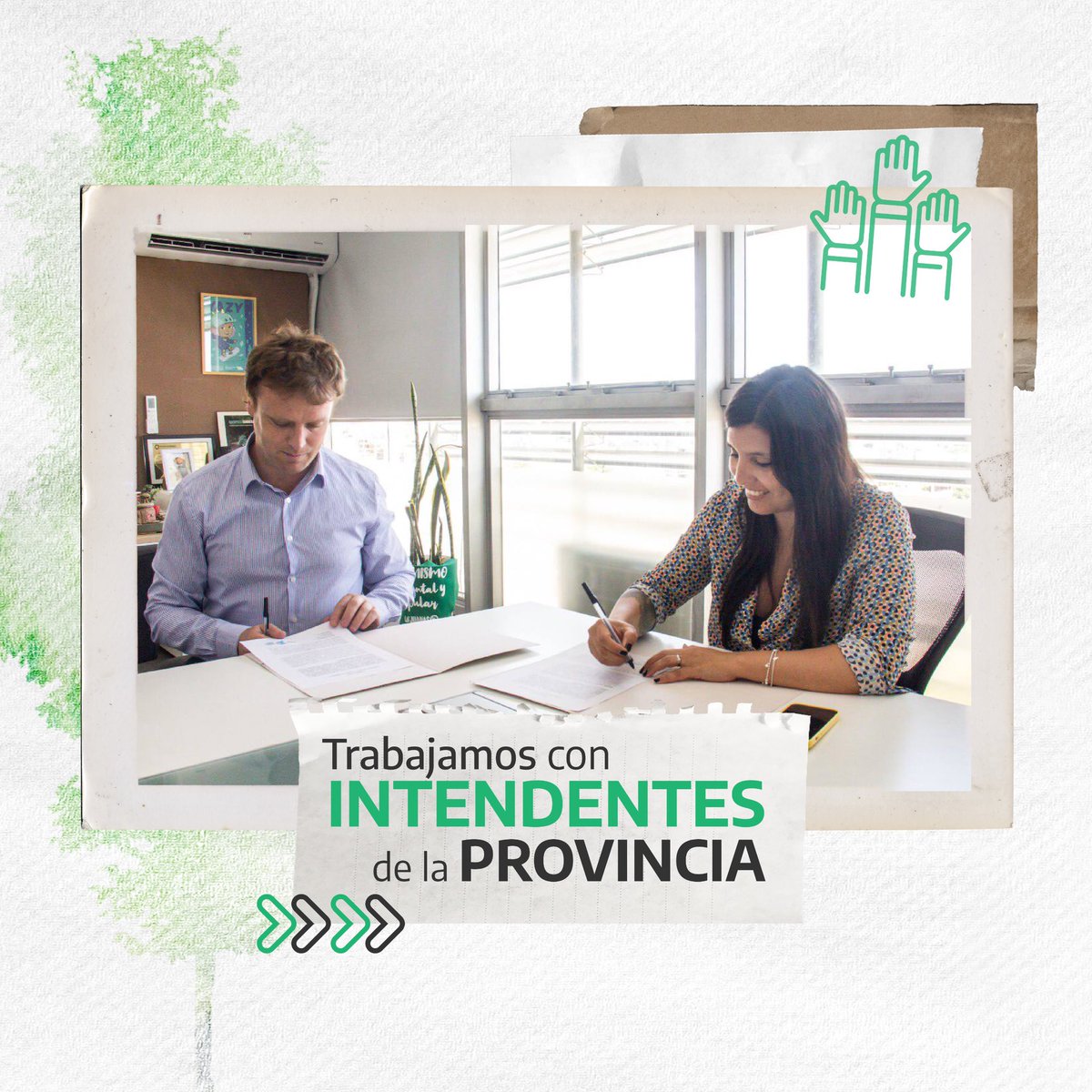 danyvilar's tweet photo. 🌎🙌🏾 Seguimos avanzando en los municipios 

En @ambientepba recibimos a lxs intendentxs Ariel Succuro, @mceliagianini, @MaximilianoWes4 y Juan Carlos Chalde para trabajar en políticas ambientales según las necesidades de cada distrito. ¿En qué estamos con cada municipio?👇 https://t.co/IOIuOfSXCF
