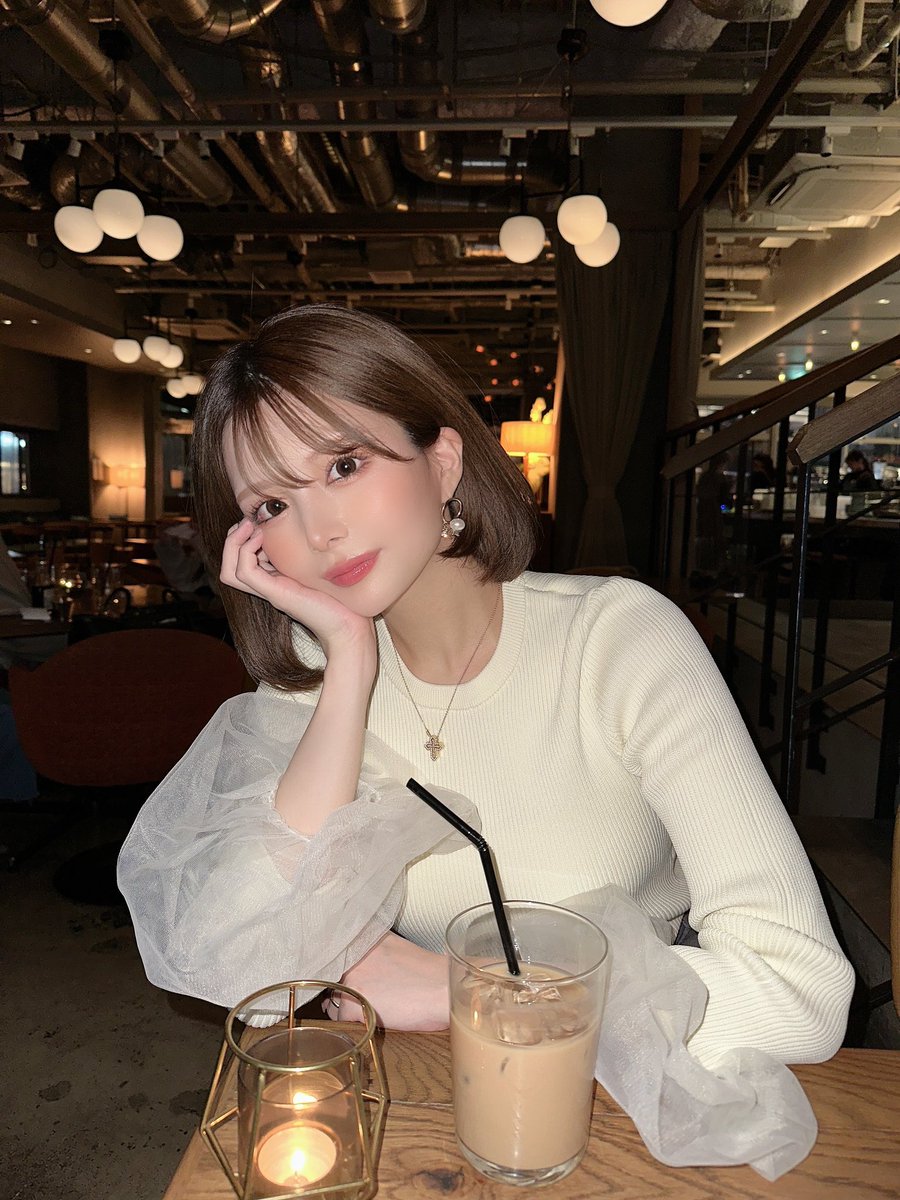 mayuhimeno's tweet photo. どうしたの？話聞くよ？
へ〜彼女さんひどいね🥺
私ならそんなことしないのになあ...
と言い出しそうな女感 https://t.co/QKzKCuvOL8