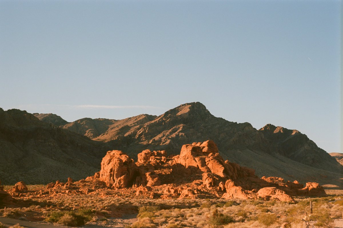 Art_x_Cacti's tweet photo. Posting some "new" photography work from my time camping in The Valley of Fire State Park in Nevada last November. This is all film photography, shot on my Minolta SRT-101 camera using Ektar 100iso film stock.
#nvstateparks #filmphotography #naturephotography #dmvart #dmvartist https://t.co/S28aFcPcqz