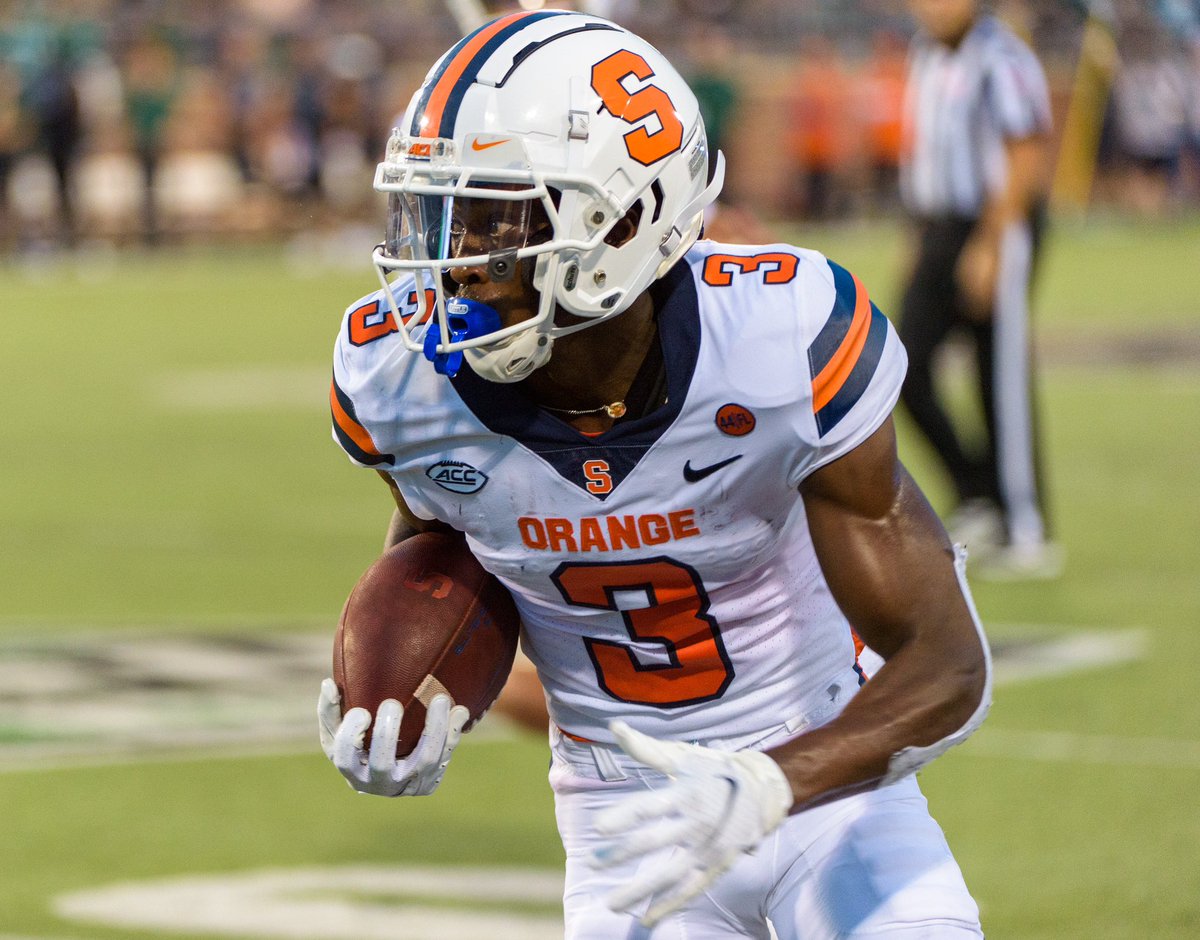 d1larry123's tweet image. blessed to receive an offer from the University of Syracuse 🧡🤍#cuse @Coach_GThompson @RossDoug21 @24k7v7 @247Sports @ChadSimmons_ @OS_ChrisHays @On3sports @WestOrangeFB @Andy_Villamarzo @RyanBartow @CuseFootball @SyracuseRecruit #AGTG🙏🏾🙏🏾.