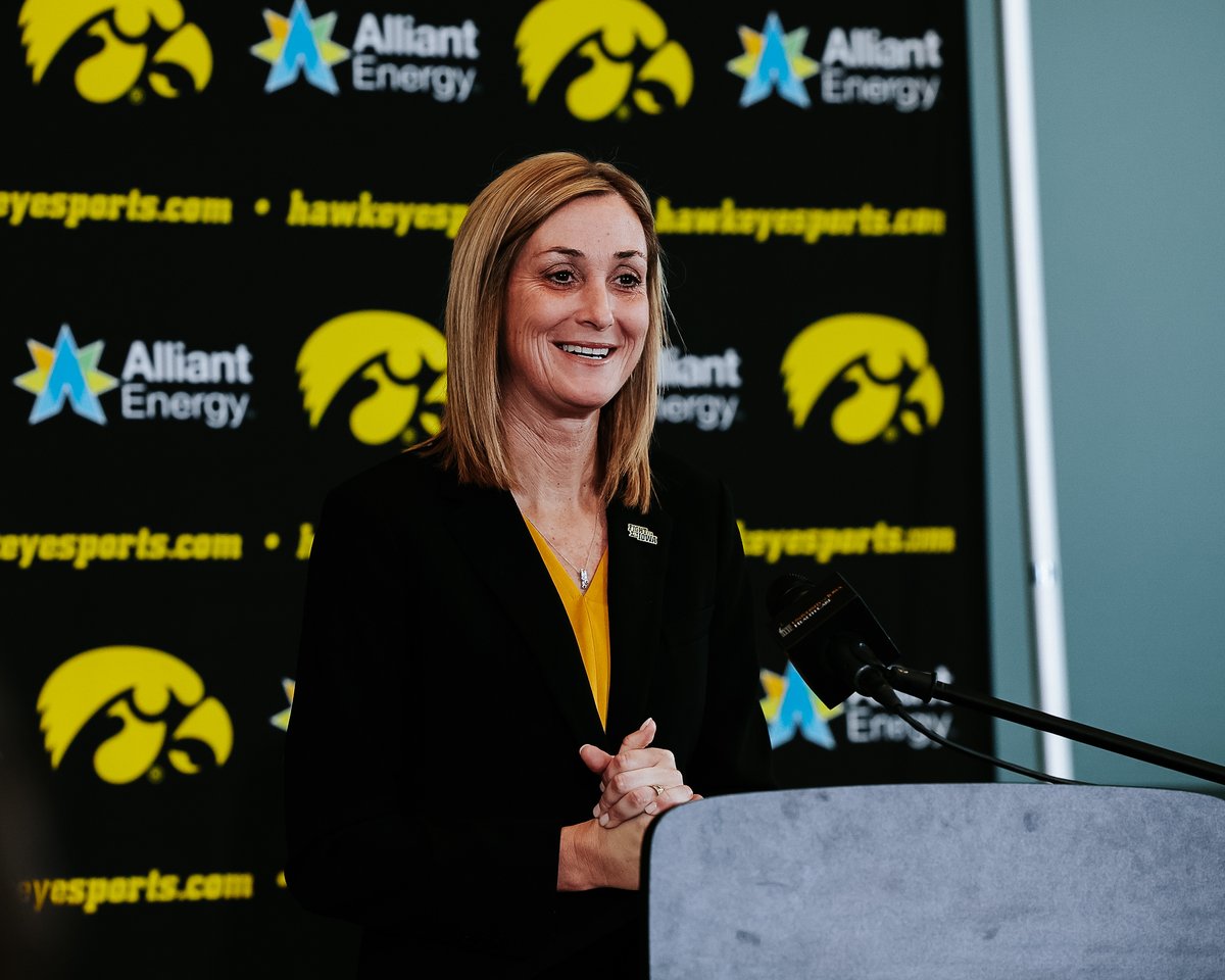 The Iowa Hawkeyes tweet media