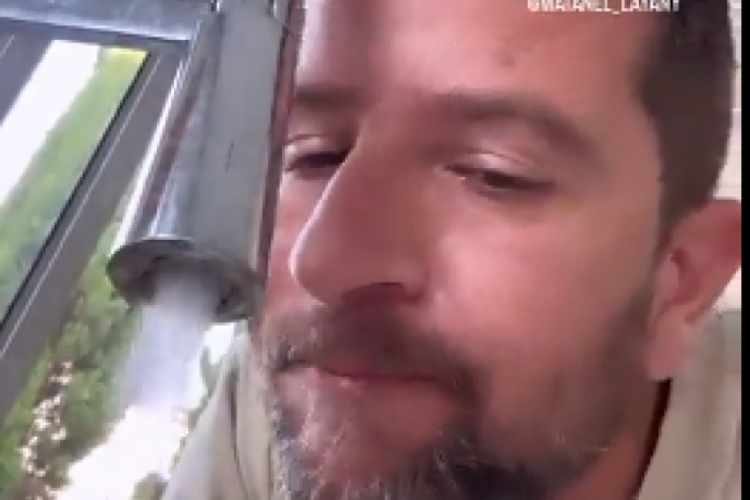 Children in Gaza are dying of thirst. And Zionism is enjoying it. #GazaStarving