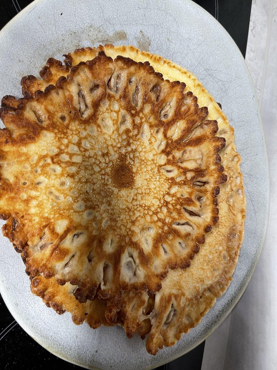 ChristaAhonen's tweet image. Lettutiistai. 

#pancakeart