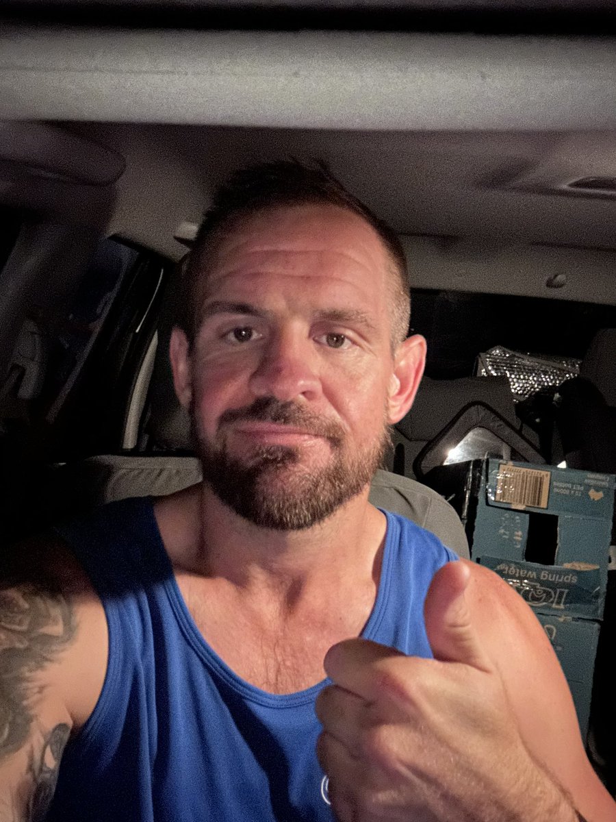 bogues2zoners's tweet photo. #STDD
Day 154/154.
Legs starting to feel a little bit better after Sundays Arthur.
Can’t believe how much it cooked them.
Anyway, whatever.
Cracker of a morning here in gods country.
Make it a good one.
Let’s fkn gooo.
#SnoozeYaLose #UpBeforeTheSun https://t.co/RwShN21QKF