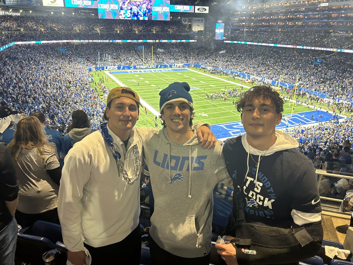 #AllGrit Campbell needs me there. <a href="/RousseauBrendan/">Brendan Rousseau 🇮🇹</a> <a href="/dante_varrasso/">Dante Varrasso</a>