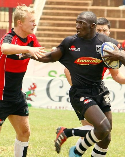 The Bristol player ensuring the Mwamba player has no room to roam freely #Safari7s #Throwback