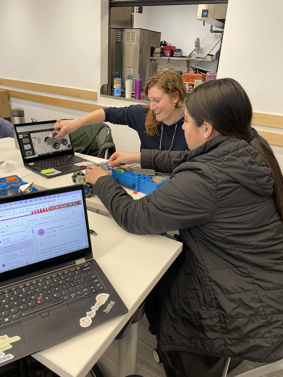 MsCarrsClass_K's tweet photo. Teachers getting ready for Spring Propel! @PotowmackES @Ms_Murraysclass @MsGueMar @GallMr https://t.co/bsIx7I5SmJ