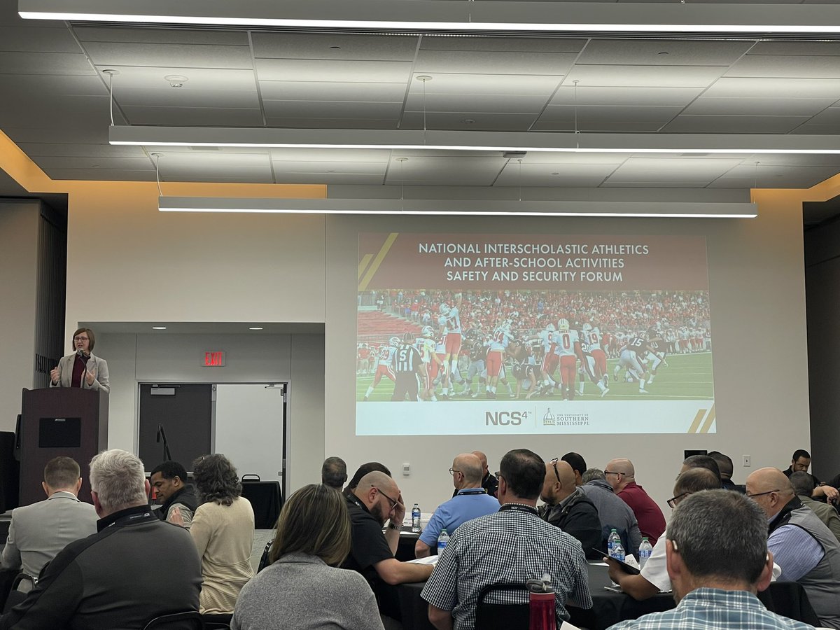 mcpsAD's tweet photo. Engaging first day at the @NCS4usm Interscholastic Athletics & Afterschool Activities Safety & Security Forum! Learning and leading with some top-notch colleagues from around the world! Thank you @KatyISDAthletic for hosting us! #WeRAISE #SafeCompetition @MCPSAthletics @MCPS https://t.co/NRj0f0Gzzr