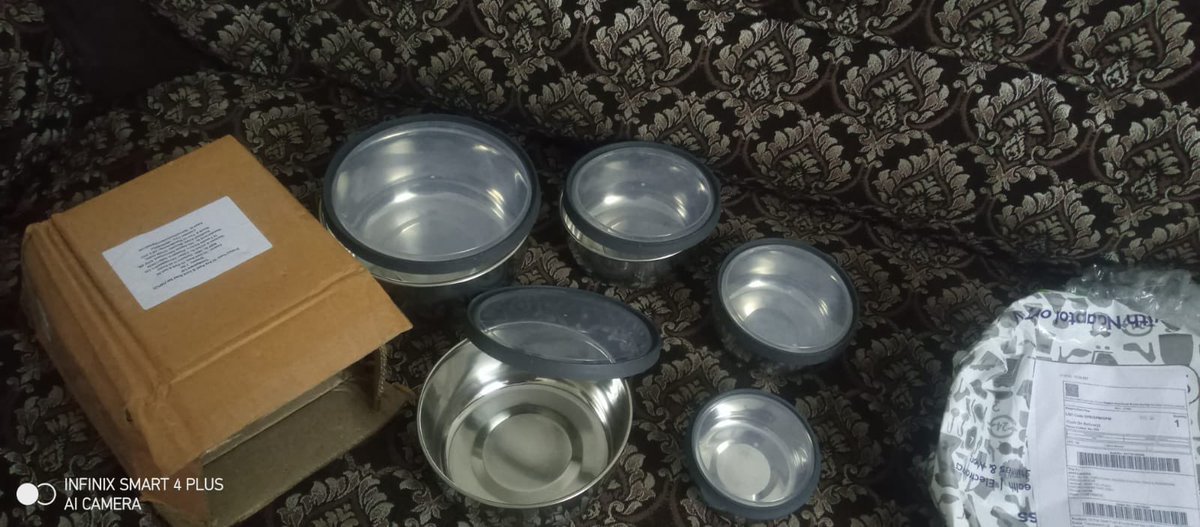 Hello All
 we have purchase a set of 10pcs bowl set after seeing Naaptol ad in TV.
Where their Anchors were shouting by saying that 10 pcs set in 499.
But recvd only 5 psc sets. After calling CC they are refusing to take it back seeking support @shopatnaaptol @NaaptolSupport