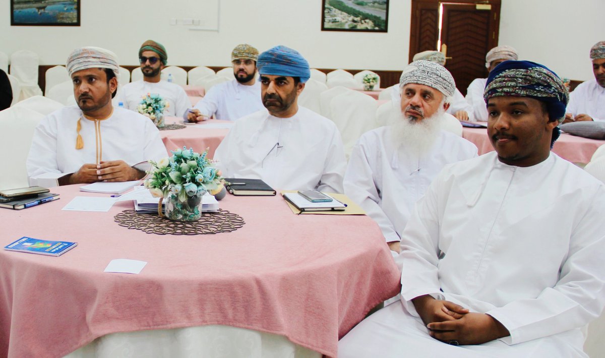 DK_Municipality's tweet photo. كما حضر اللقاء مختصين من شركة العنقاء للفضاء والتكنولوجيا؛ لتقديم حلول تكنولوجية مبتكرة تُحسّن الخدمات البلدية، وتُسهم في تطوير البنية الأساسية.
استعرضت خلاله المشاريع التي يمكن تنفيذها مع البلدية، وإمكانية تطبيق تقنيات الذكاء الاصطناعي والتحليلات لتحسين الأعمال وتسهيل إدارتها. https://t.co/R9aGQSp0tl