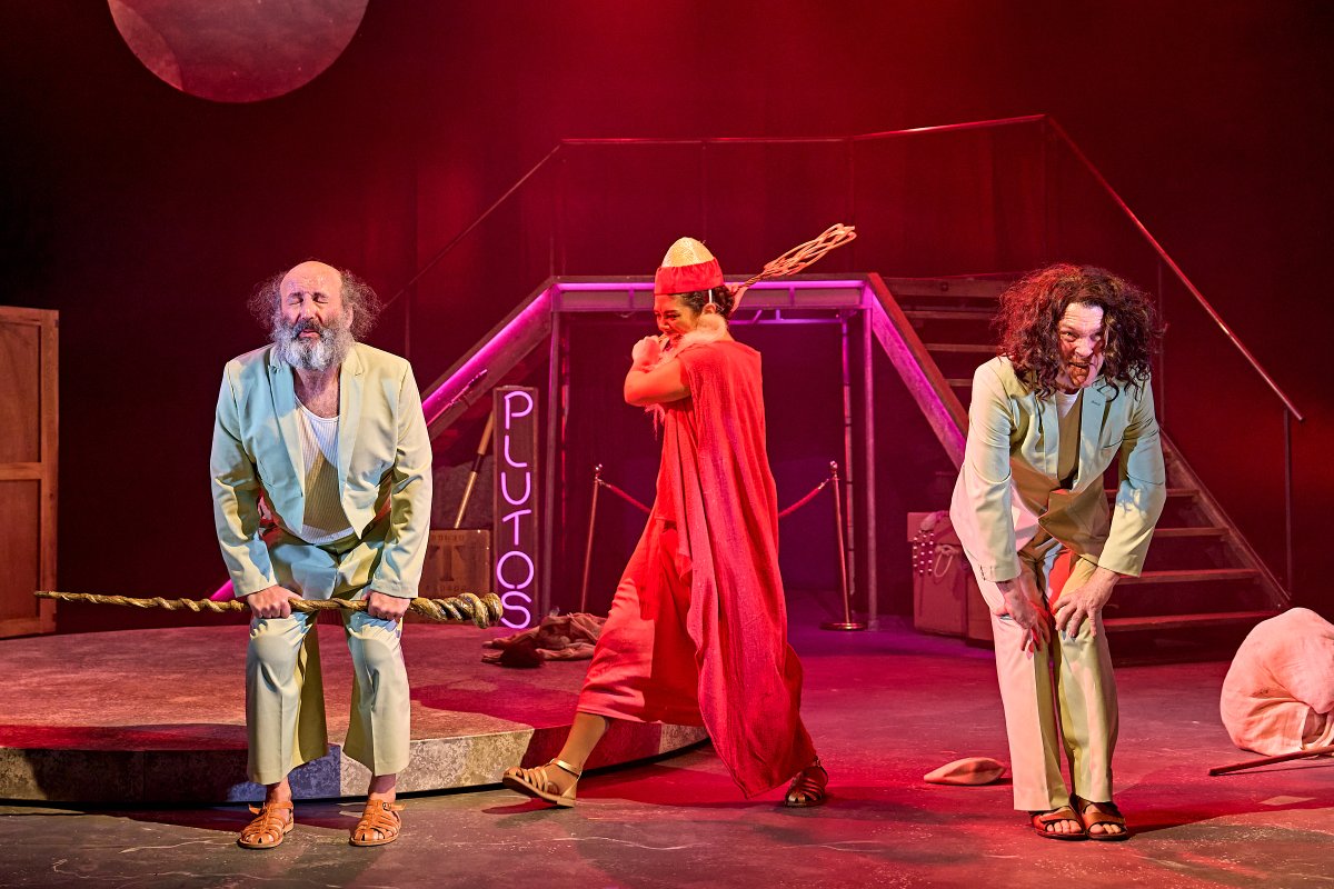 Royal & Derngate tweet media