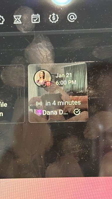 Live shows every five days   https://t.co/960wAxcOow https://t.co/cV8xkyWmo9<a href="/tag/mvsales"class="tags"><span>#mvsales</span></a>