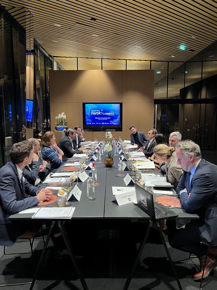 🥺 On a beau avoir infiltré la réunion, impossible de vous dévoiler quoi que ce soit...
#favori #favori2024 #fevad #ecommercestore <a href="/bfmbusiness/">BFM Business</a> <a href="/GroupeBPCE/">Groupe BPCE</a>