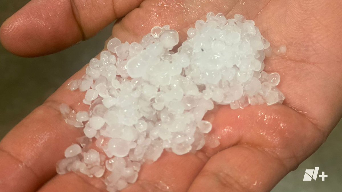 nmassonora's tweet photo. Esta mañana cayó granizo en algunas zonas de Hermosillo. 
¿En tu colonia granizo? 

➡️ Comparte imágenes con nosotros https://t.co/czlohMpv97
