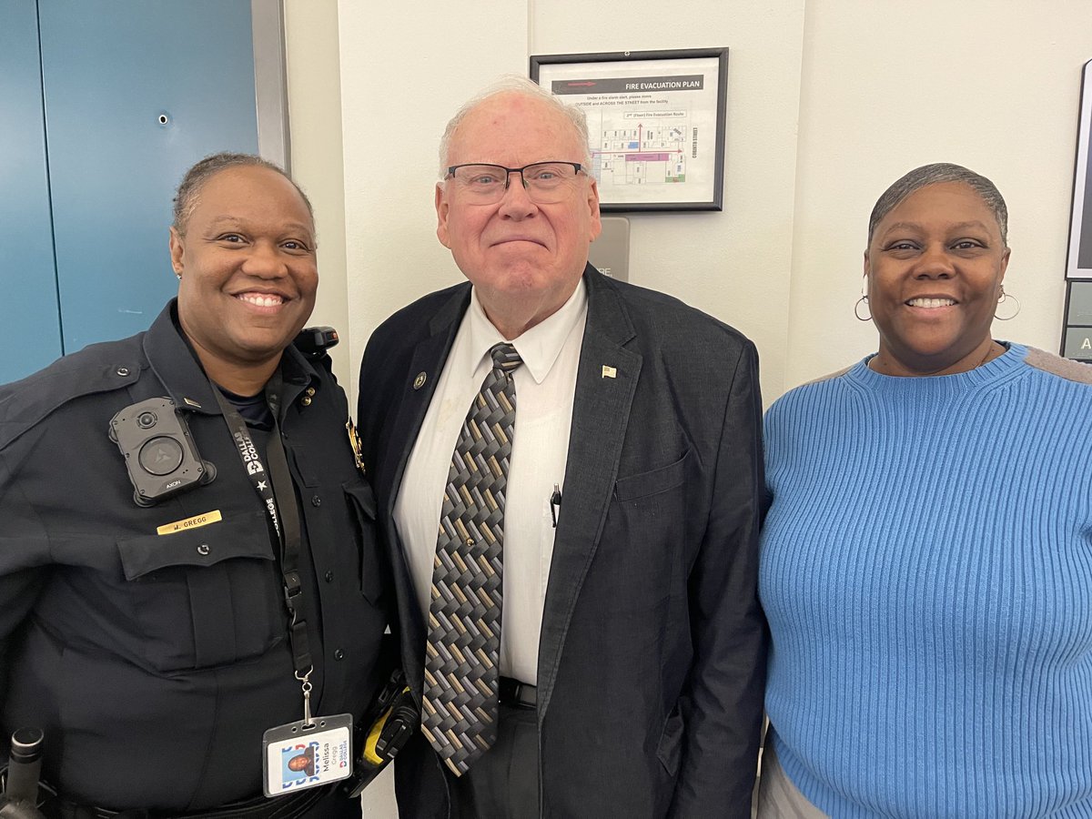 I had the honor and the pleasure of meeting one of my X friends in person at the Dallas College Bill J Priest Center. Chief Avera serve as Chief of Police and Emergency Manager for the Jacksonville ISD and is President for the Texas School District Police Chiefs’ Association.