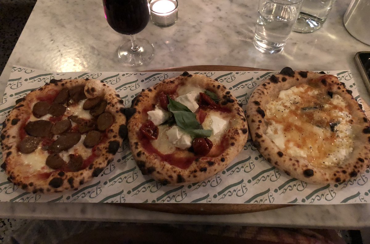 Such good pizza 🤌