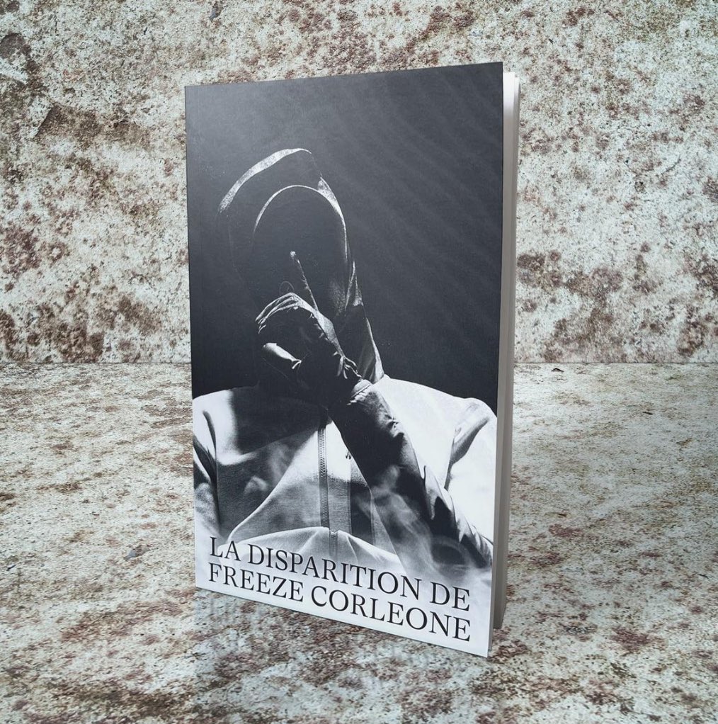 booska_p's tweet photo. 📓  |  Freeze Corleone vient de sortir un… LIVRE ! 😮 https://t.co/flNod925hD