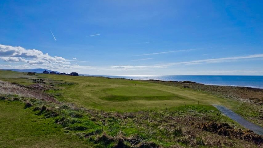 GolfTheLakesUK's tweet photo. Stunning seaside golf 🤩 at Seascale Golf Club ⛳️ life on the links ⛳️ Have you played it?
( 📸 @seascalegolf )
Follow 👉🏼 @GolfTheLakesUK
#golfthelakesuk #gtluk #golfing #golf #golflife #golfer #golfswing #golfcourse #seascale #seaside https://t.co/QCpPiGBzSx