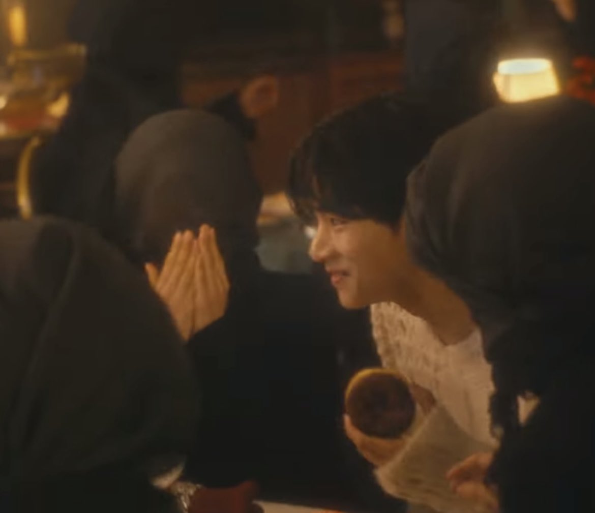 ╭ ◜◝ ͡ ◜◝ ͡ ◜◝ ͡ ◜◝ ╮
    와 뷔 개잘생겻다
╰ ◟◞ ͜ ◟◞ ͜ ◟◞ ͜ ◟◞ ╯
            O
               °.