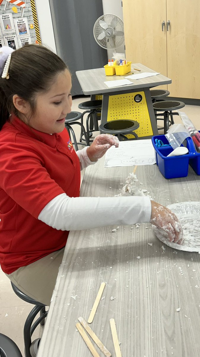 Sonia Schulte (@sschulte_sves) on Twitter photo My esteemed 2nd grade class!! Who said we don’t have snow in El Paso! <a href="/SierraVista_SA/">Ashley Adcox</a> @RMarquez_SVE <a href="/MoniqueG_SVSA/">Monique Gonzalez</a> My esteemed 2nd grade class!! Who said we don’t have snow in El Paso! <a href="/SierraVista_SA/">Ashley Adcox</a> @RMarquez_SVE <a href="/MoniqueG_SVSA/">Monique Gonzalez</a>