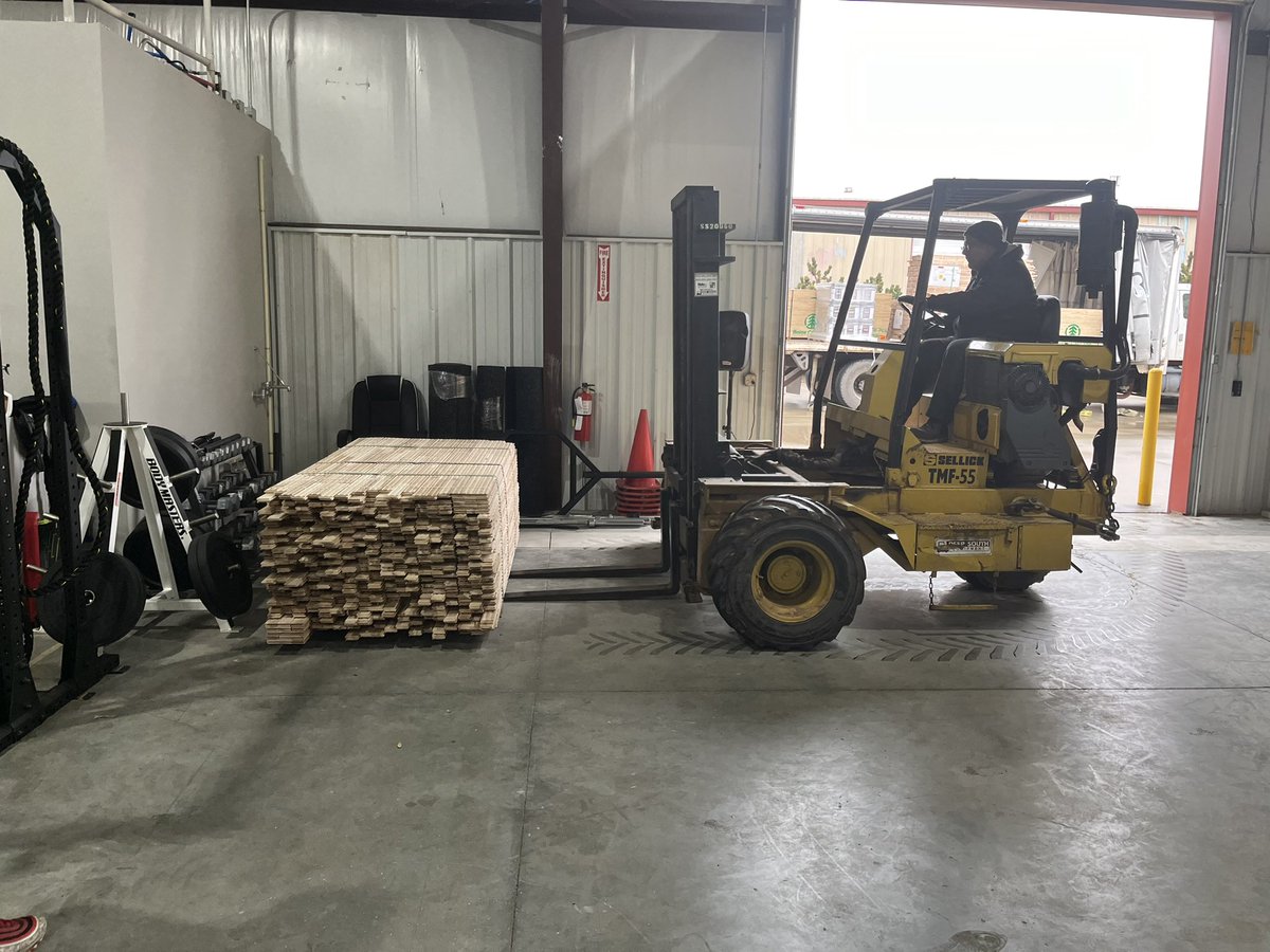 The floor/court for the gym has arrived..almost go time..<a href="/OklahomaBadboyz/">OKLAHOMA BADBOYZ BASKETBALL</a>