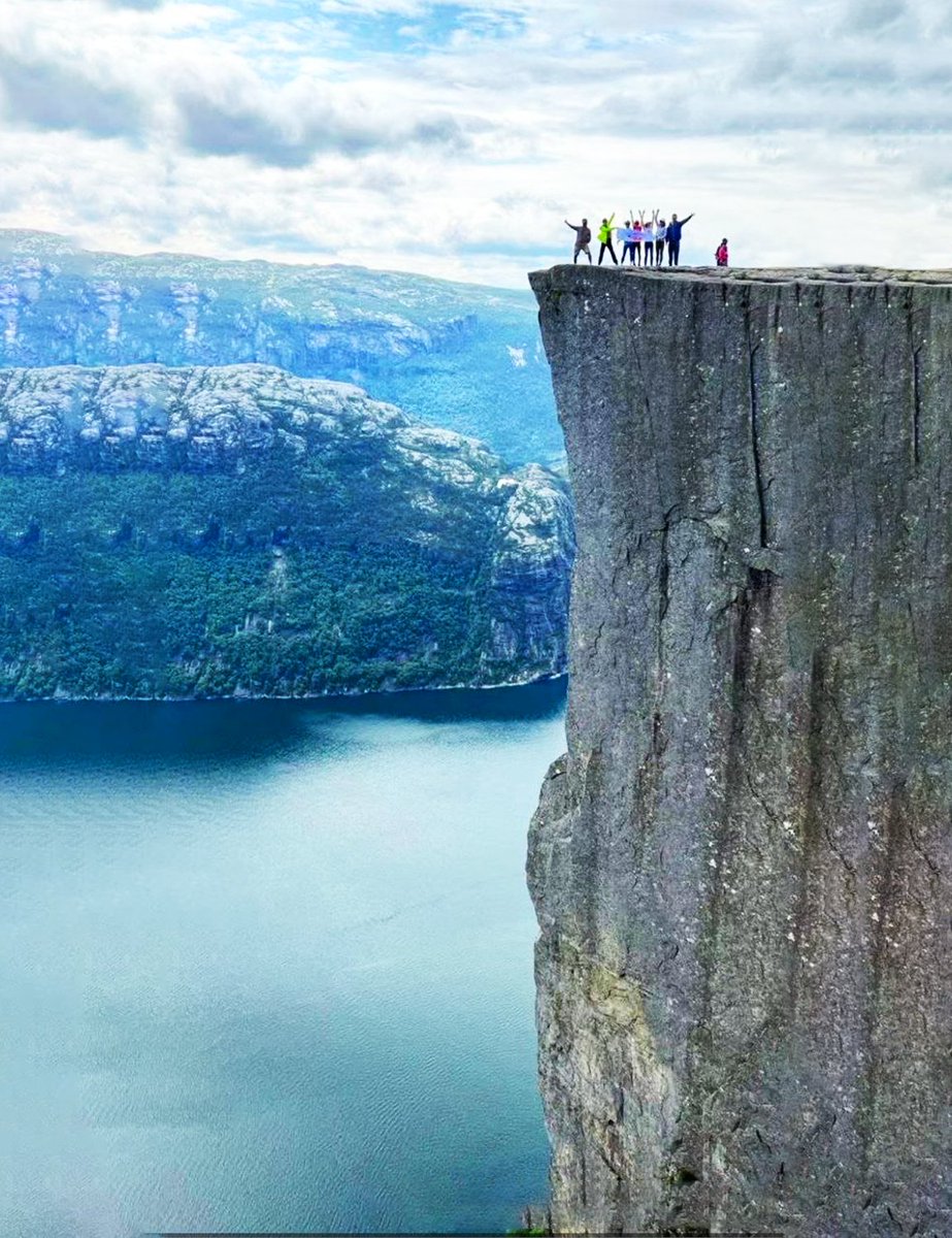 Yan (嫣嫣) tweet media