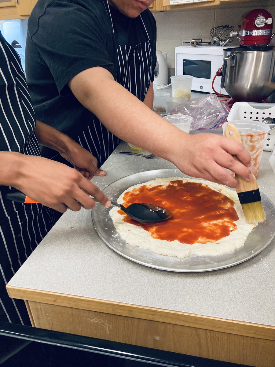 Miss Hicks tweet media