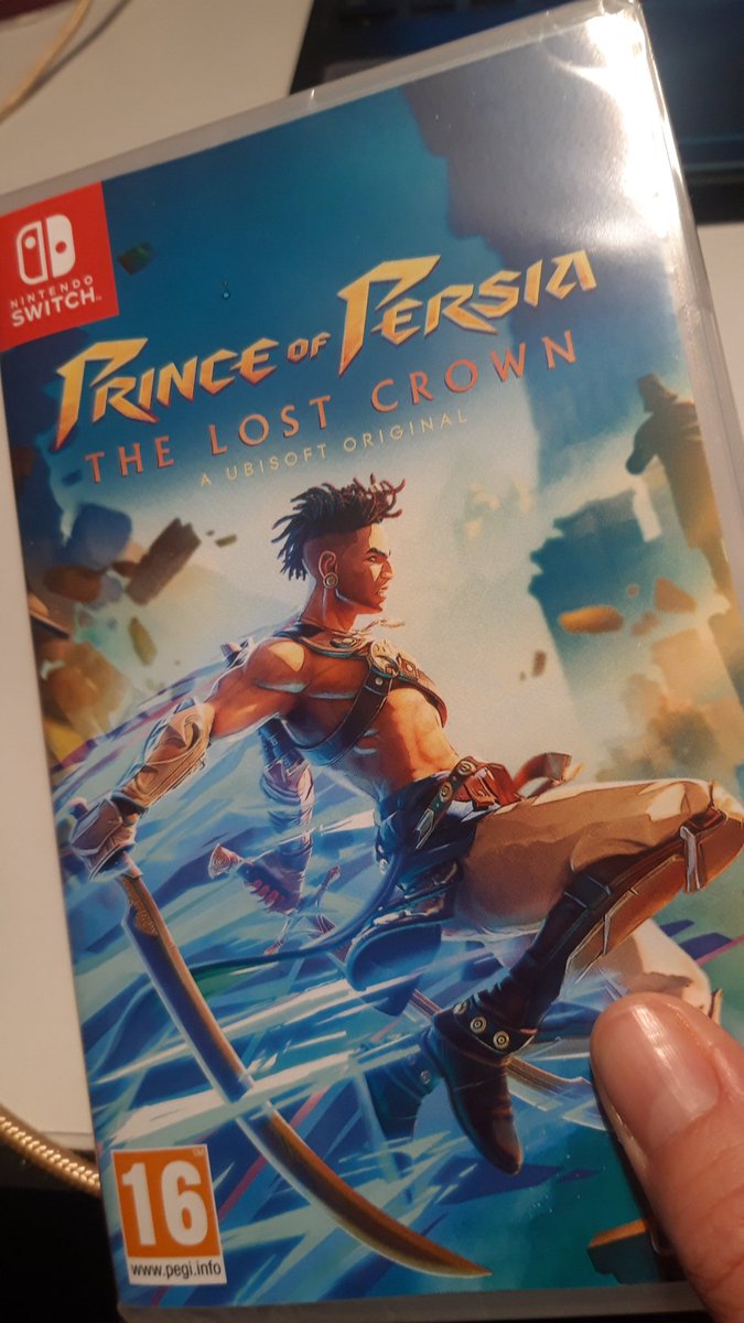 Il est à  moi! Après m'être bien amusée sur le stand à <a href="/ParisGamesWeek/">Paris Games Week</a>!
<a href="/UbisoftFR/">Ubisoft FR 🇫🇷</a>