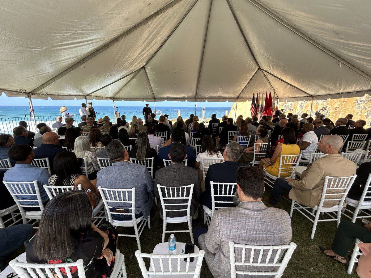 AEE INFORMA | El director ejecutivo de la AEE, Ing. Josué A. Colón Ortiz, participó en la ceremonia que oficializa la activación del grupo de trabajo para Islas Vírgenes Americanas y Puerto Rico del @USACEHQ (VIPR, por sus siglas en inglés), bajo el comando de la División del