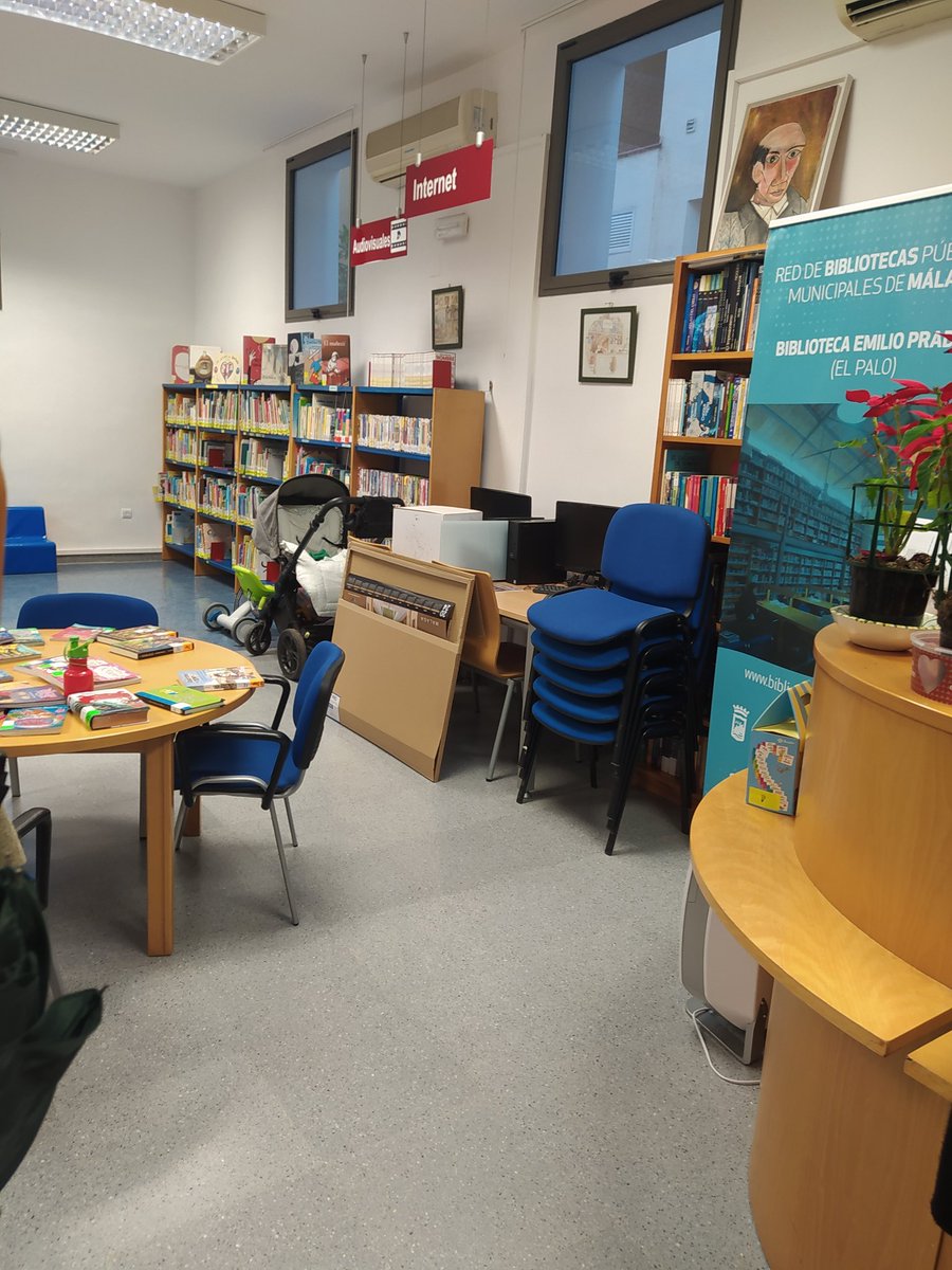 CEIPMiguelH (@ceip_miguelh) on Twitter photo Hoy hemos estado en la biblioteca de "Emilio Prados" de nuestro distrito <a href="/malaga_este/">Distrito 2 Málaga Este</a> de la red de <a href="/BibliotecasMlg/">Bibliotecas Málaga</a> . Queremos agradecerles su colaboración. Ya os contaremos cómo nos salen las audiciones.#ComunidadDeAprendizaje <a href="/RedBECREA/">Red BECREA Málaga</a> <a href="/Malagaconvive/">Gabinete Convivencia e Igualdad</a> <a href="/etpoepmalaga/">ETPOEP Málaga</a> <a href="/aavvelpalo/">AA.VV de El Palo</a> Hoy hemos estado en la biblioteca de "Emilio Prados" de nuestro distrito <a href="/malaga_este/">Distrito 2 Málaga Este</a> de la red de <a href="/BibliotecasMlg/">Bibliotecas Málaga</a> . Queremos agradecerles su colaboración. Ya os contaremos cómo nos salen las audiciones.#ComunidadDeAprendizaje <a href="/RedBECREA/">Red BECREA Málaga</a> <a href="/Malagaconvive/">Gabinete Convivencia e Igualdad</a> <a href="/etpoepmalaga/">ETPOEP Málaga</a> <a href="/aavvelpalo/">AA.VV de El Palo</a>