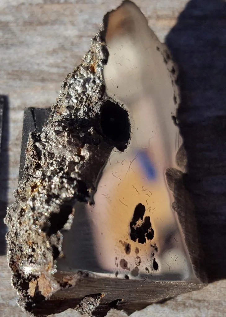 scienceworld224's tweet photo. NEWS🚨: Meteorite found in Somalia turns out to contain two minerals that are not found on Earth https://t.co/yIID9xVYlG