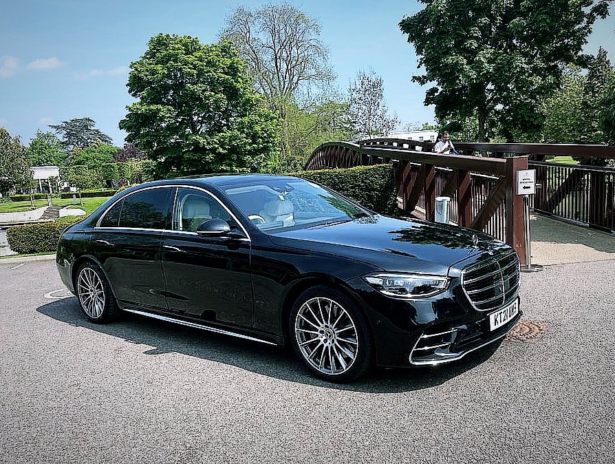 EGchauffeurs's tweet photo. Step inside our luxurious New Mercedes W223 models and experience the ultimate chauffeur experience with @EGchauffeurs 

#transportation #chauffeurservice #sclass #egchauffeurs #londonchauffeurs #luxuryhomes #luxurytravel #harrods #privatetravel #privatejets #heathrow #gatwick https://t.co/ljO84EXLH9